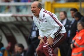 kaiyun-都灵主帅点名批评球员，要求更加努力()